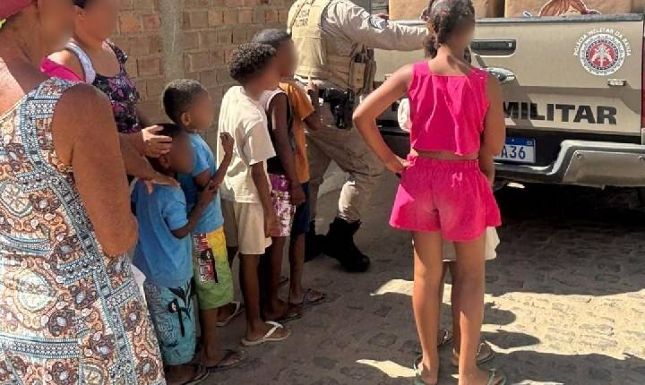 16º BPM distribui mais de 500 brinquedos para crianças de três bairros de Serrinha