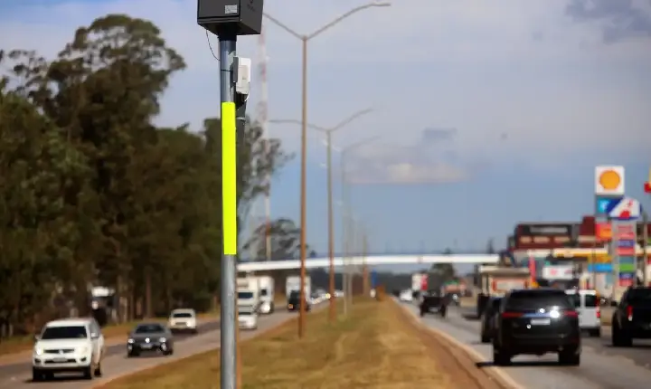 Atenção, motorista: nova tecnologia de radar começa a ser testada em Rodovias de 8 Estados; Veja se o seu está na lista