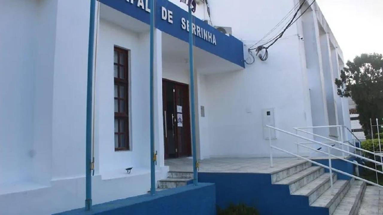 Câmara analisa projeto que desmembra Secretaria e cria novas estruturas no Executivo Municipal em Serrinha