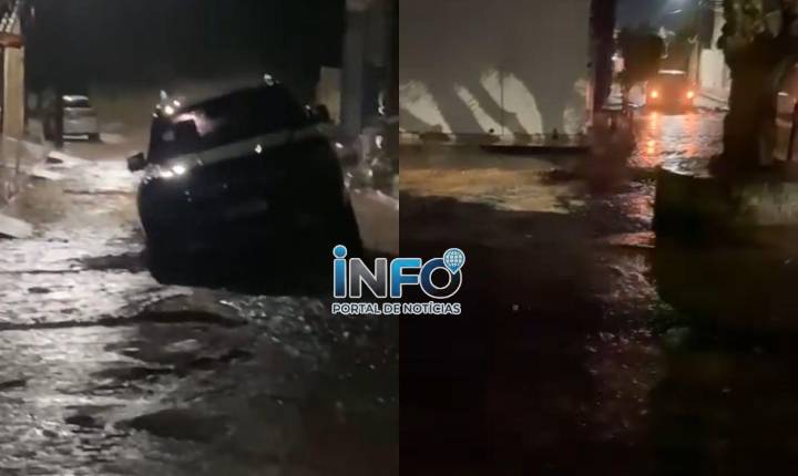Carros atolam em buracos abertos e acessos ficam parcialmente interditados em rua de Serrinha