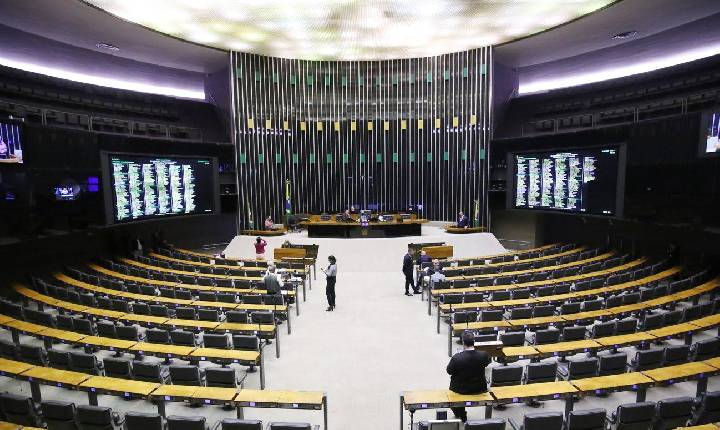 Confira a relação dos 10 candidatos a deputados Federais mais votados em Serrinha