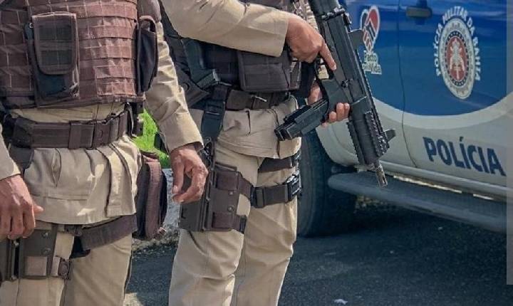 Homem é detido após invadir casa da ex-companheira e destruir objetos em Serrinha