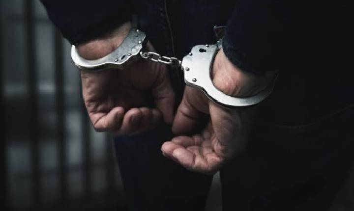 Homem é preso após descumprir medida protetiva e voltar a ameaçar familiar em Serrinha