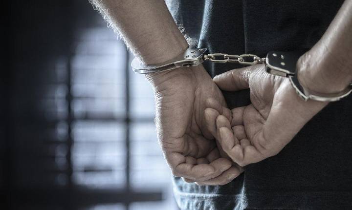 Homem é preso em flagrante por descumprir medidas protetivas em Serrinha
