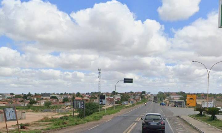 Idoso morre em colisão frontal entre carro e caminhão na BR-116 Norte