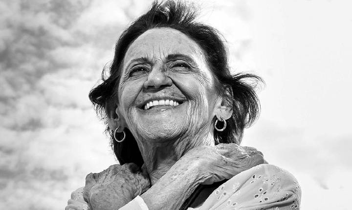Laura Cardoso, uma das grandes damas da dramaturgia brasileira, morre aos 98 anos