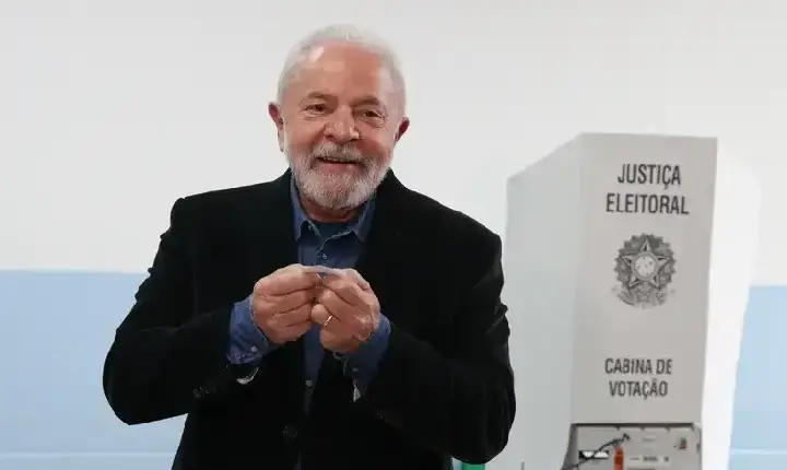 Lula é reeleito com mais de 76% dos votos em Serrinha