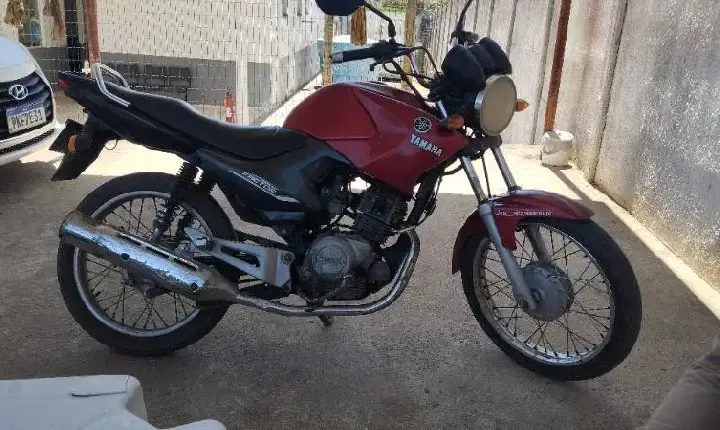 Motocicleta é apreendida após abordagem da PM em Serrinha