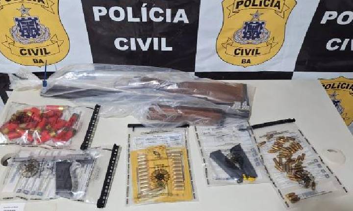 Polícia Civil apreende armas durante operação contra investigados por violência doméstica em Serrinha