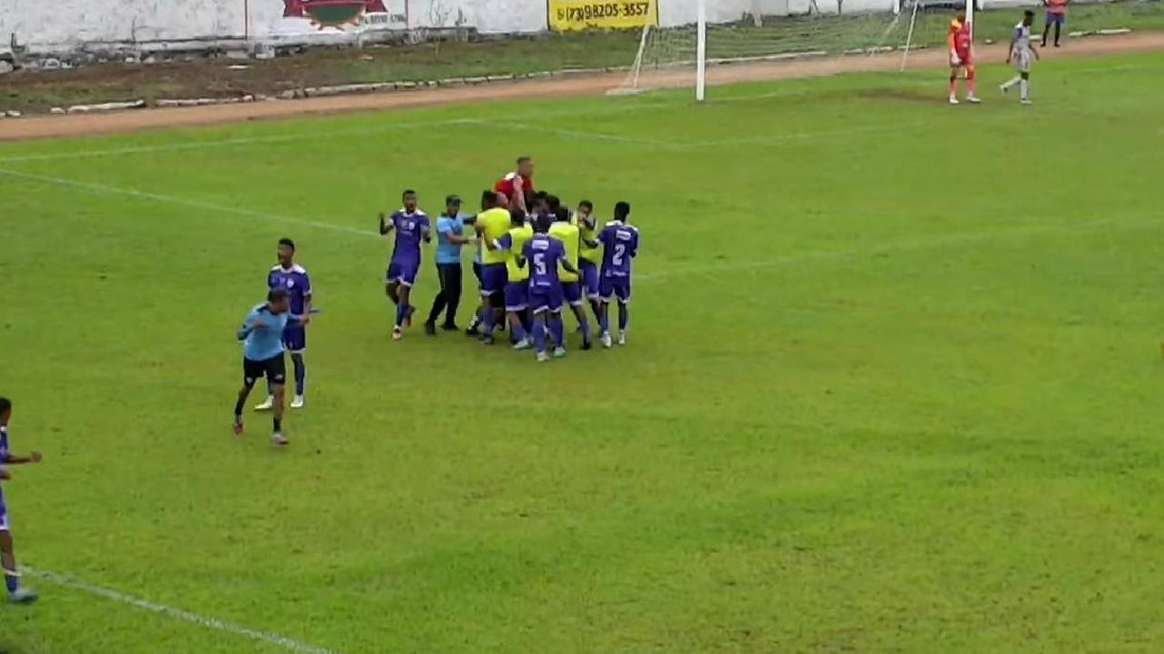 Serrinha bate Coarací fora de casa e avança para as oitavas de Final do Intermunicipal 
