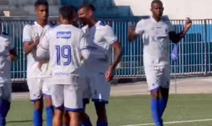 Serrinha goleia Santa Bárbara e garante presença na 2ª fase do Intermunicipal