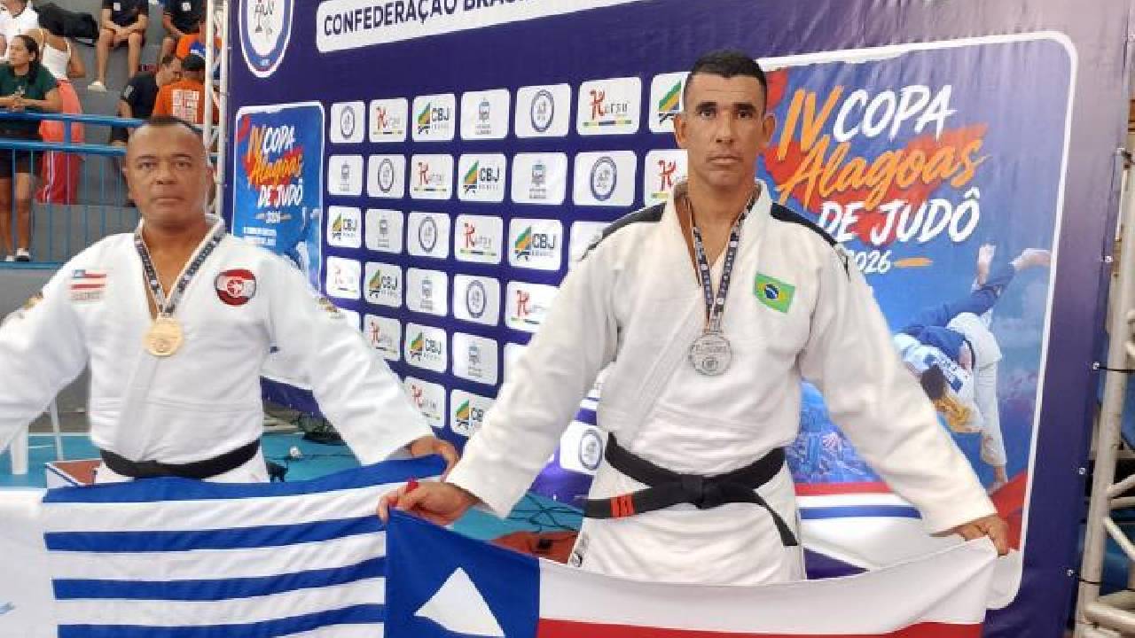 Serrinha sobe ao pódio da Copa Alagoas de Judô com ouro e prata