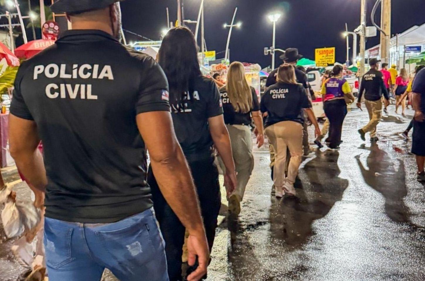 Monitorada por tornozeleira eletrônica é presa na Praça Castro Alves
