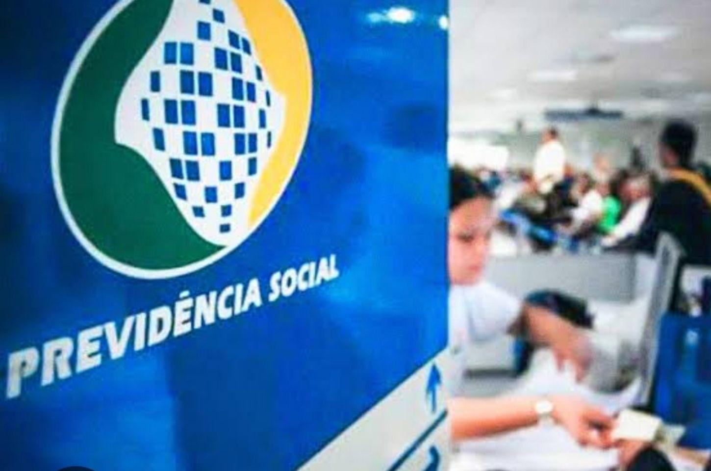 Fraude bilionária no INSS leva ao afastamento do presidente e de servidores