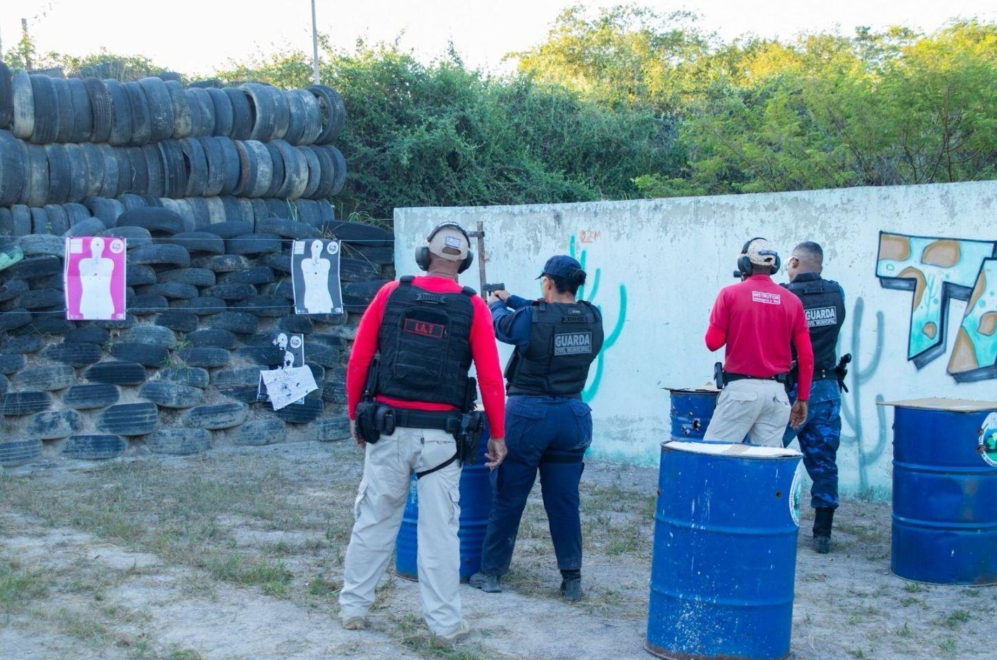 Guarda Municipal de Serrinha encerra curso de armamento e tiro