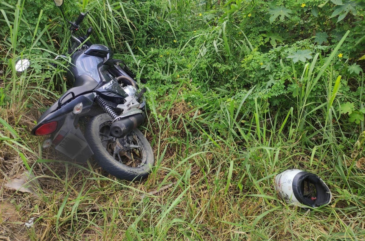 Guarda Municipal de Serrinha localiza motocicleta com restrição de roubo