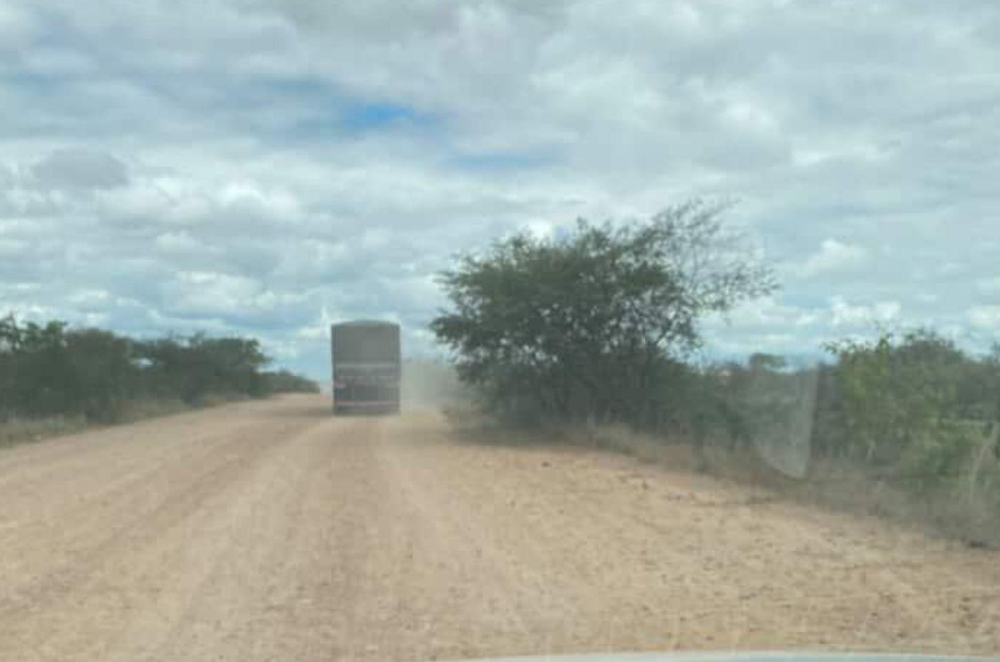 Motoristas devem redobrar atenção com desvio em trecho em obras da BR-116 Norte em Serrinha