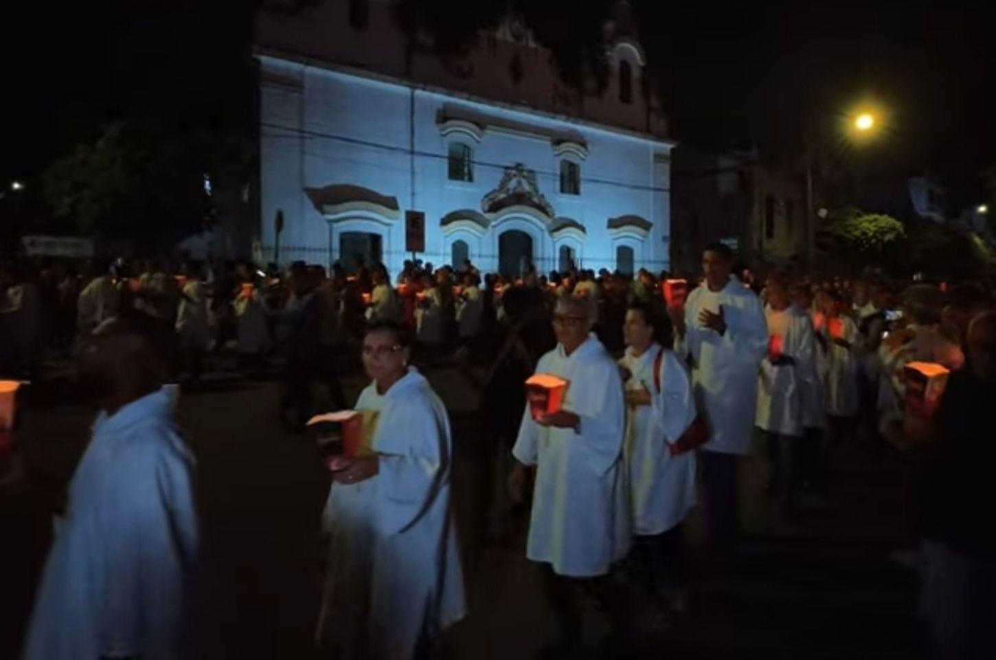 Quinta-feira Santa: confira o percurso da tradicional Procissão do Fogaréu em Serrinha