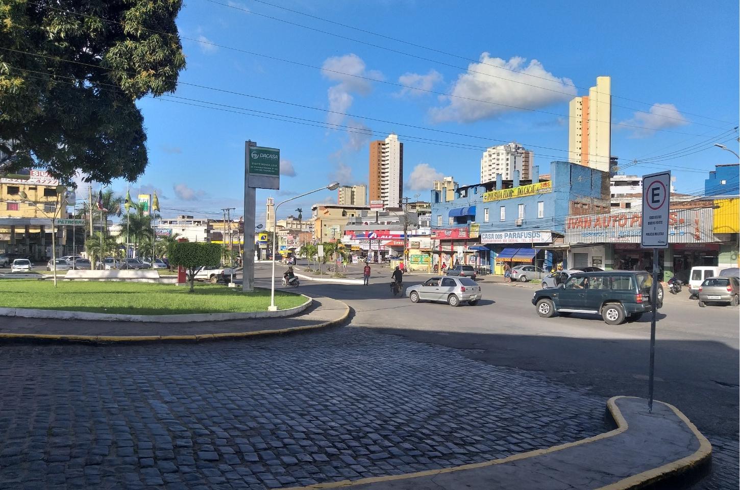 Município baiano abre seleção com 175 vagas e salários de até R$ 2,4 mil