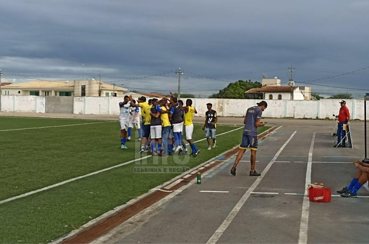 Sertanejo/Serrinha goleia Santa Inês e avança para as Quartas da Copa Intervale