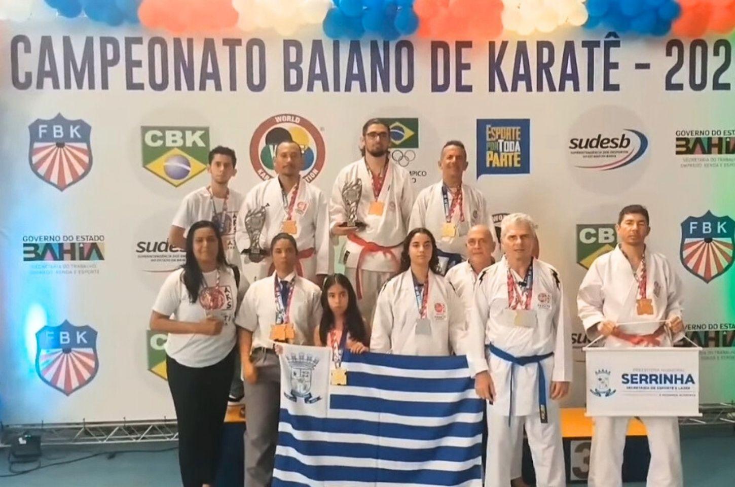 Atletas de Serrinha se destacam no Campeonato Baiano de Karatê