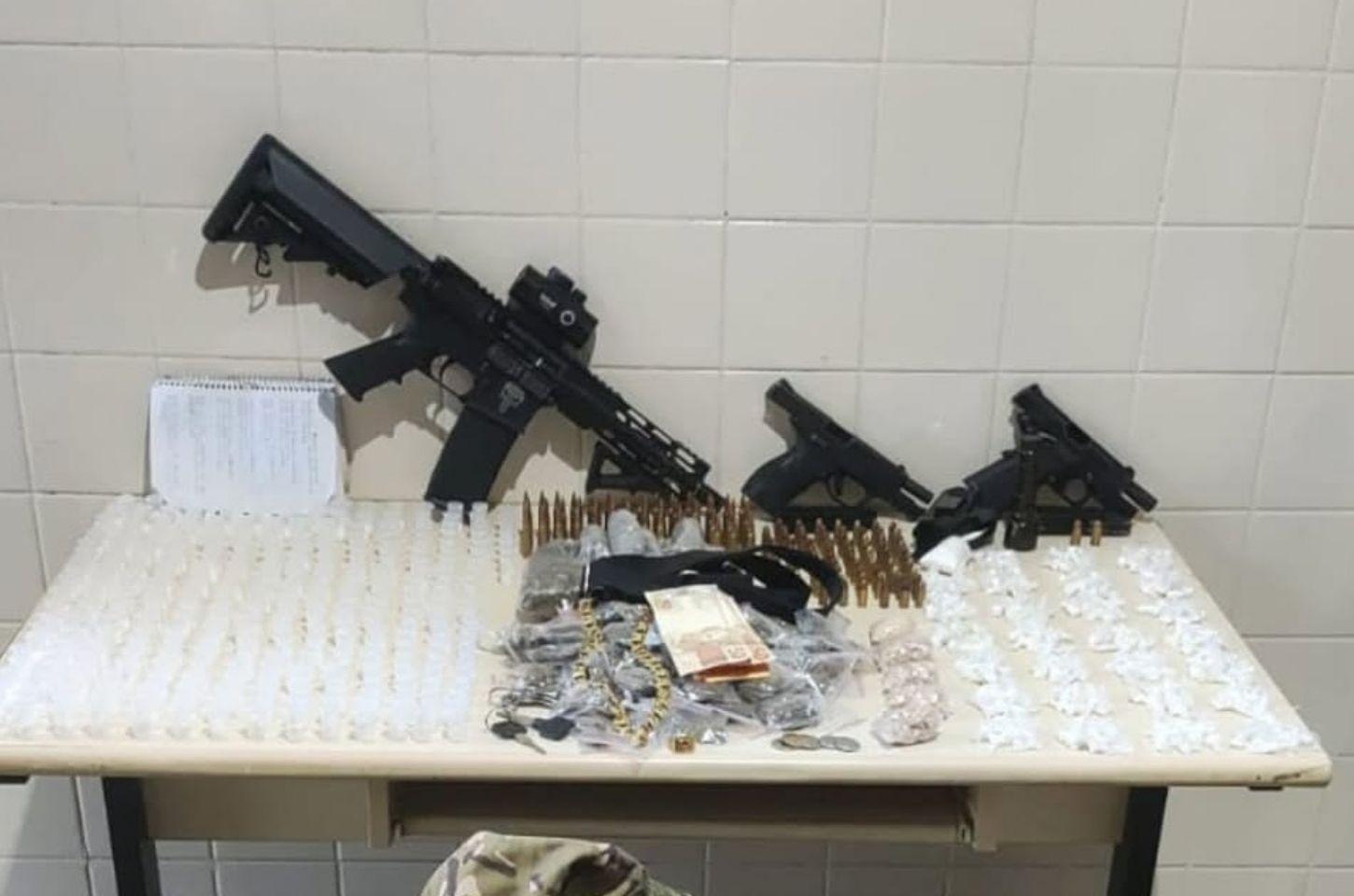 Confronto termina com dois mortos na Bahia; grande quantidade de drogas e armamento foi apreendida