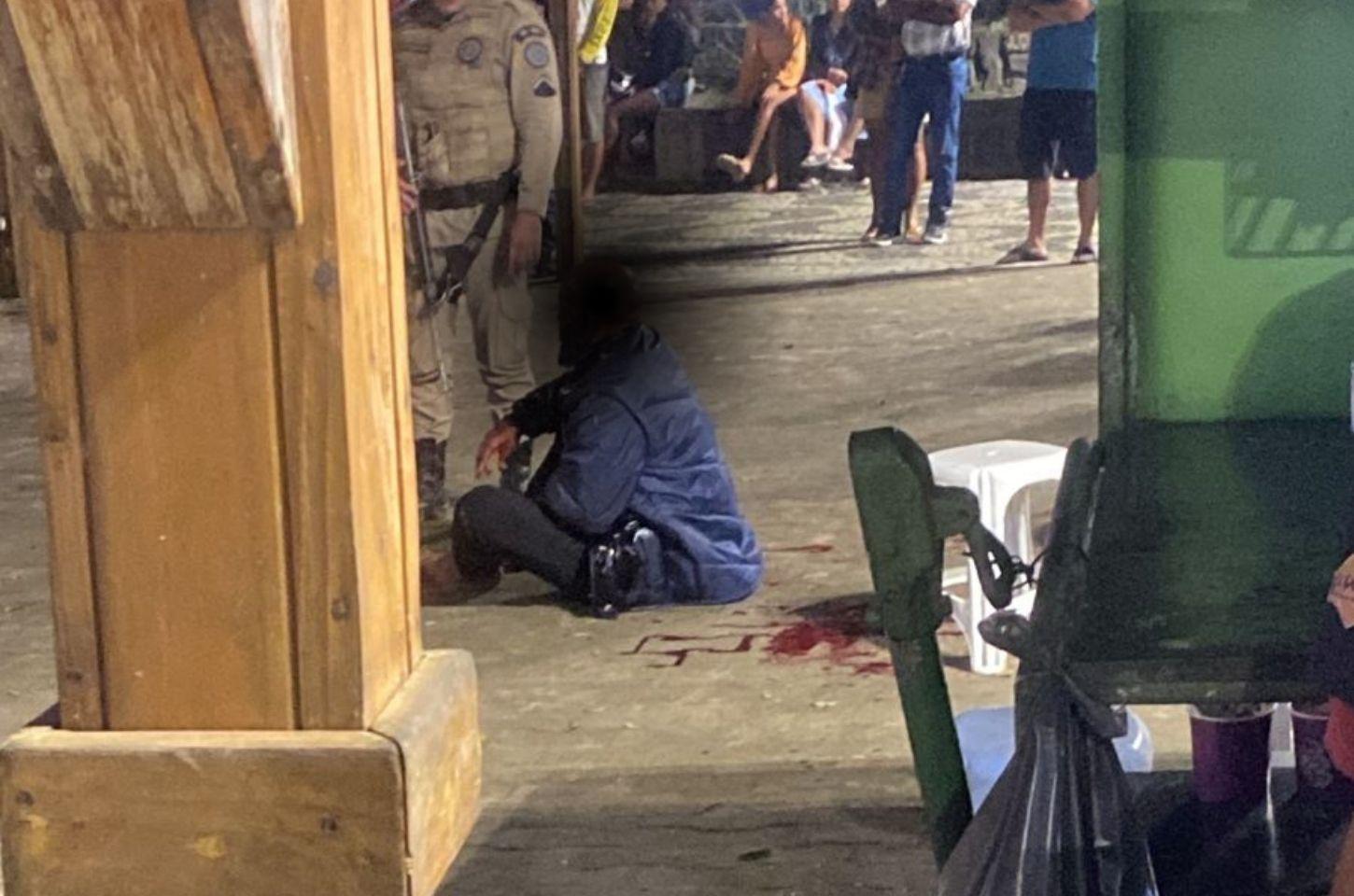 Homem é baleado, pede socorro e é atendido pelo SAMU em Serrinha