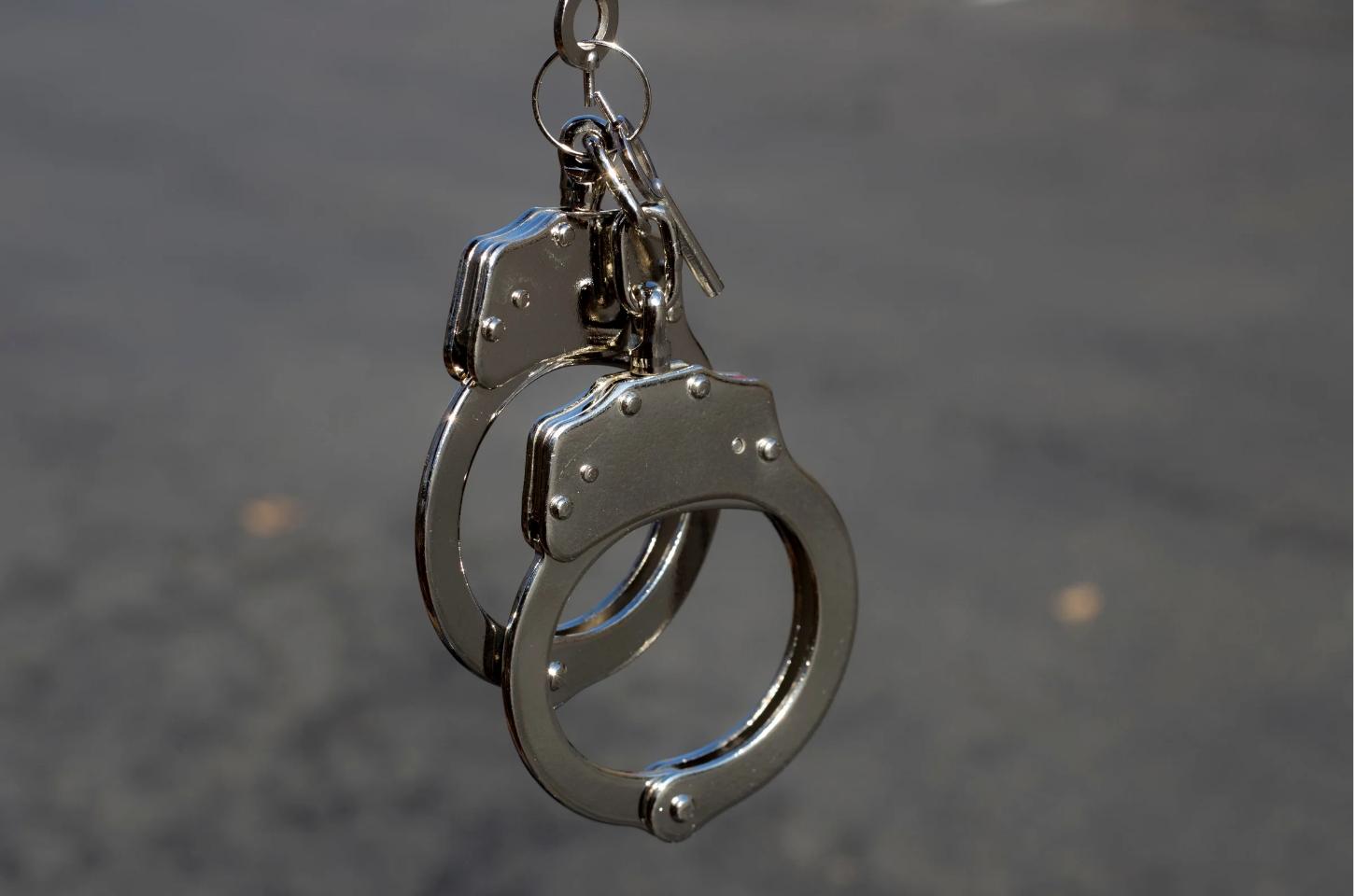 Homem é preso por descumprir medida protetiva em Araci