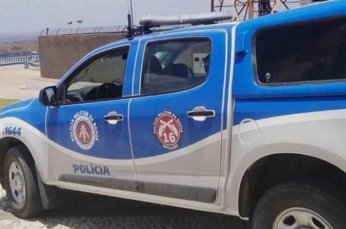 Polícia Militar apreende droga na Praça Morena Bela em Serrinha