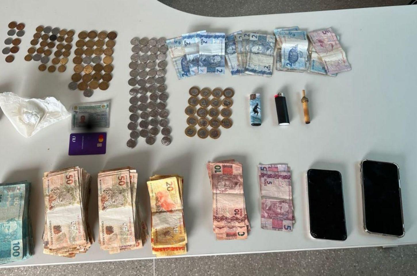 Ação policial em Araci prende suspeitos de roubo em Coité; mais de R$ 27 mil foram recuperados