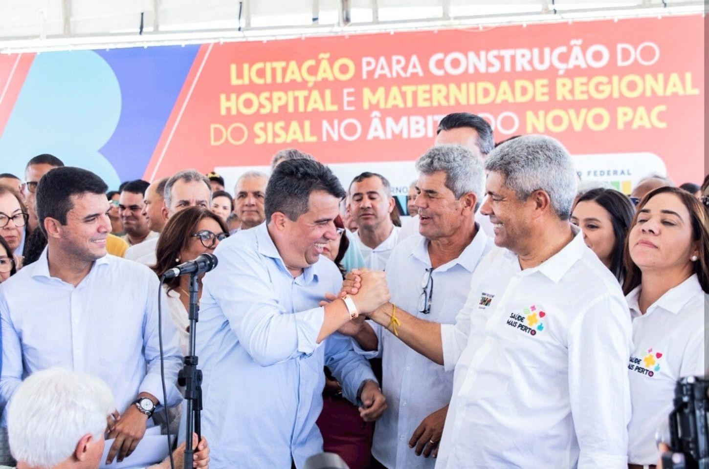 Adriano Lima celebra licitação concluída do Hospital Regional de Serrinha: “Mais saúde para a região”