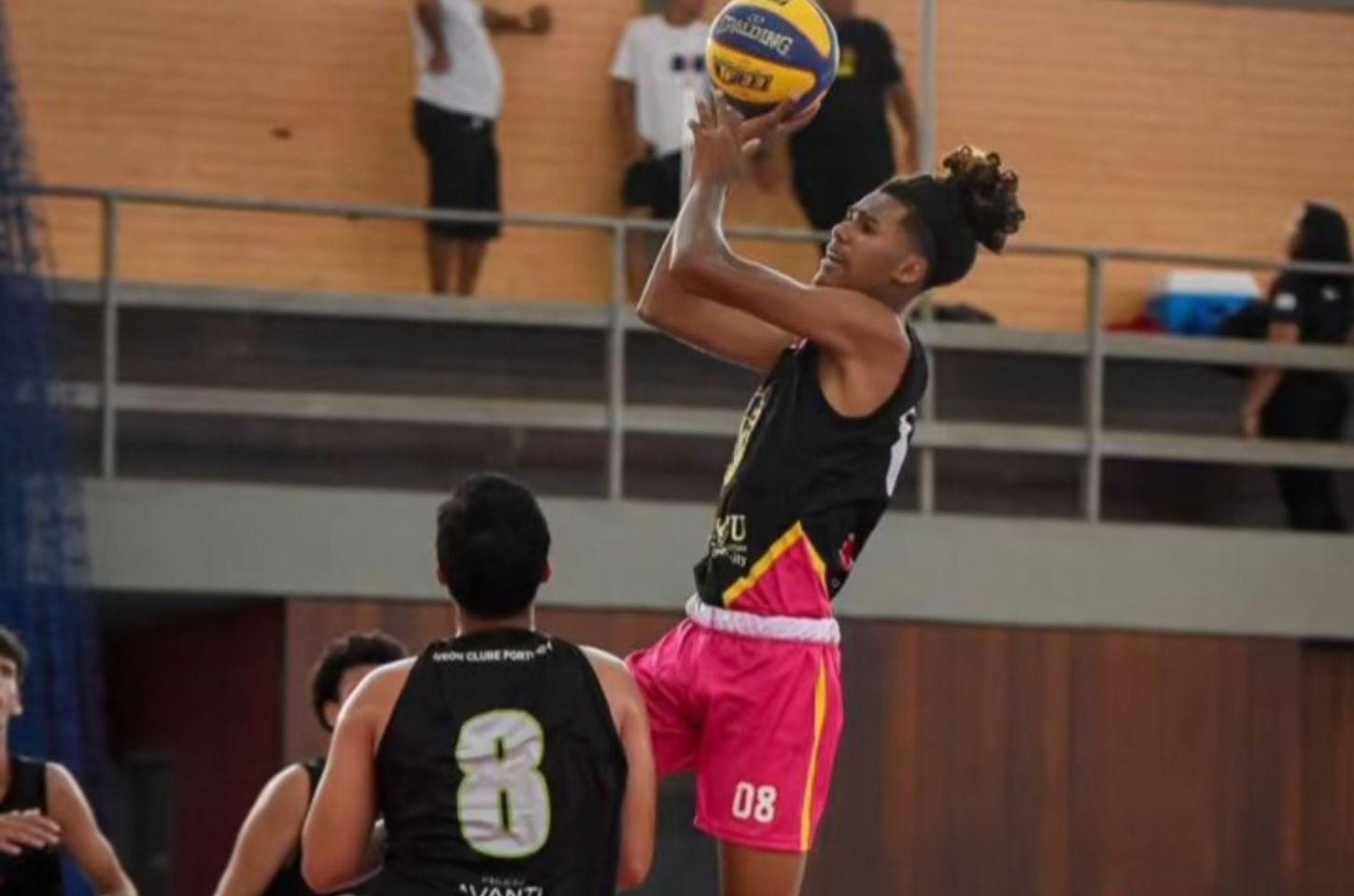 Atleta de Serrinha é aprovado em clube do Rio e disputará Sul-Americano de Basquete