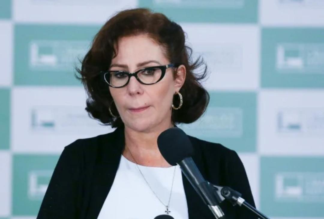 Deputada Carla Zambelli é detida em Roma após pedido de extradição