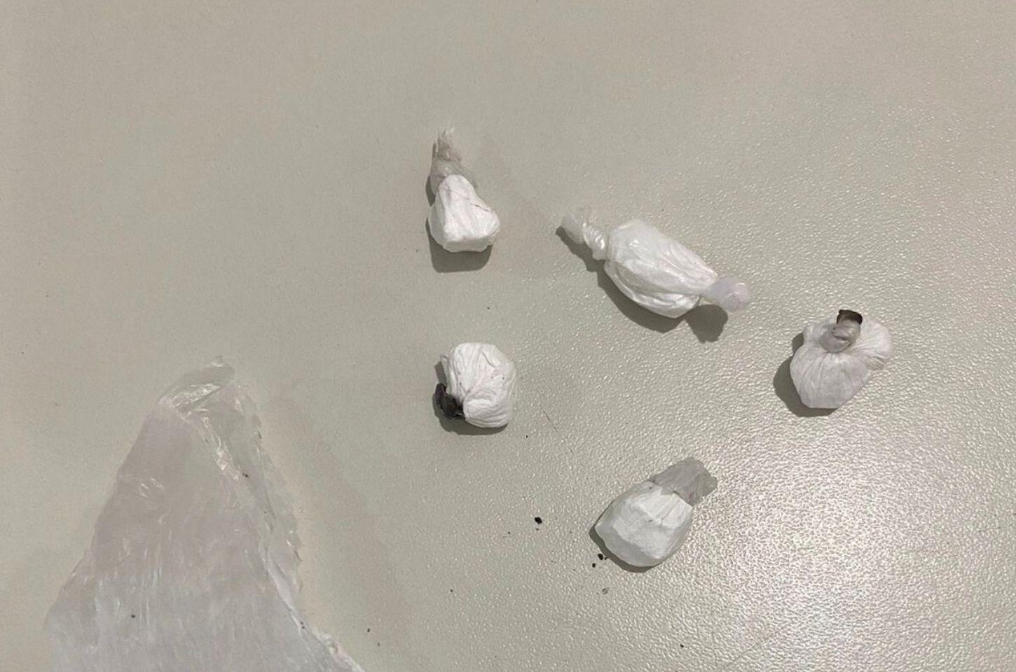 Drogas são apreendidas após perseguição em Serrinha