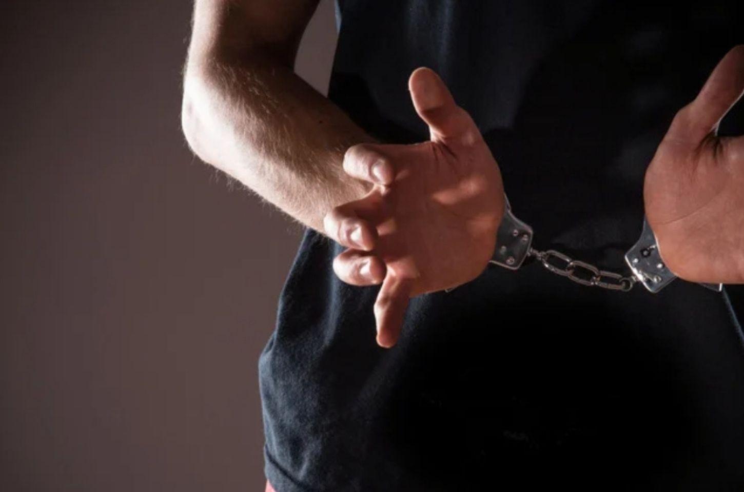 Homem condenado a mais de 7 anos de prisão é detido pela Polícia Civil em Serrinha