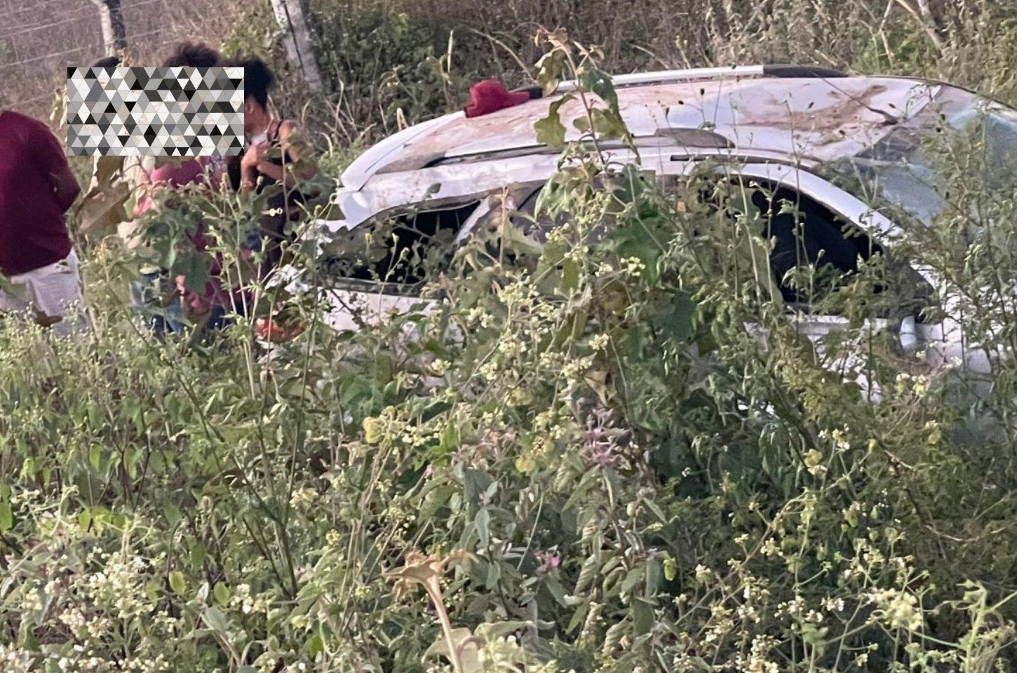 Homem fica ferido após capotamento na BA-120 em Conceição do Coité