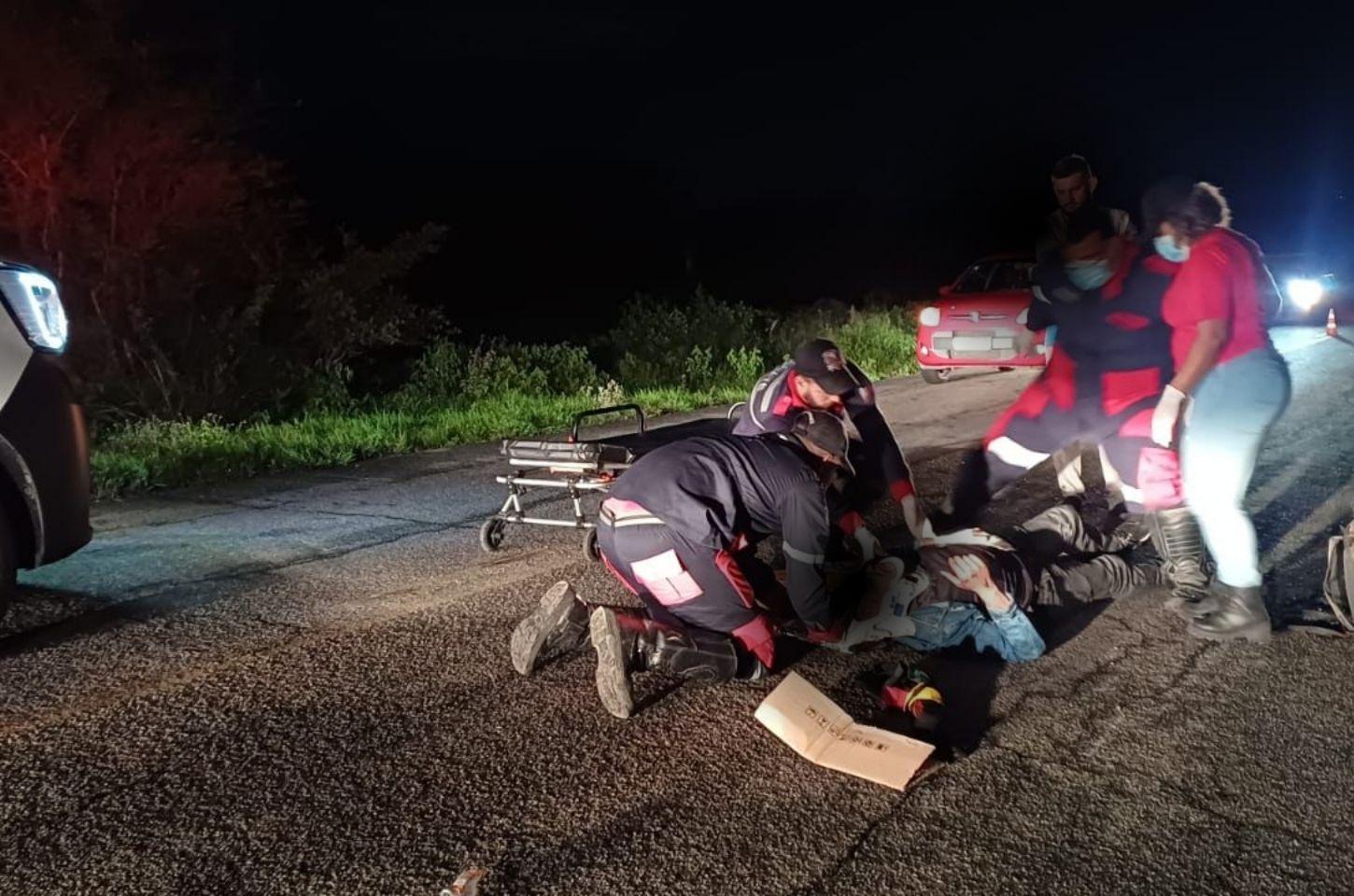 Motociclista sofre acidente grave após passar por buraco na BA-409 entre Coité e Serrinha