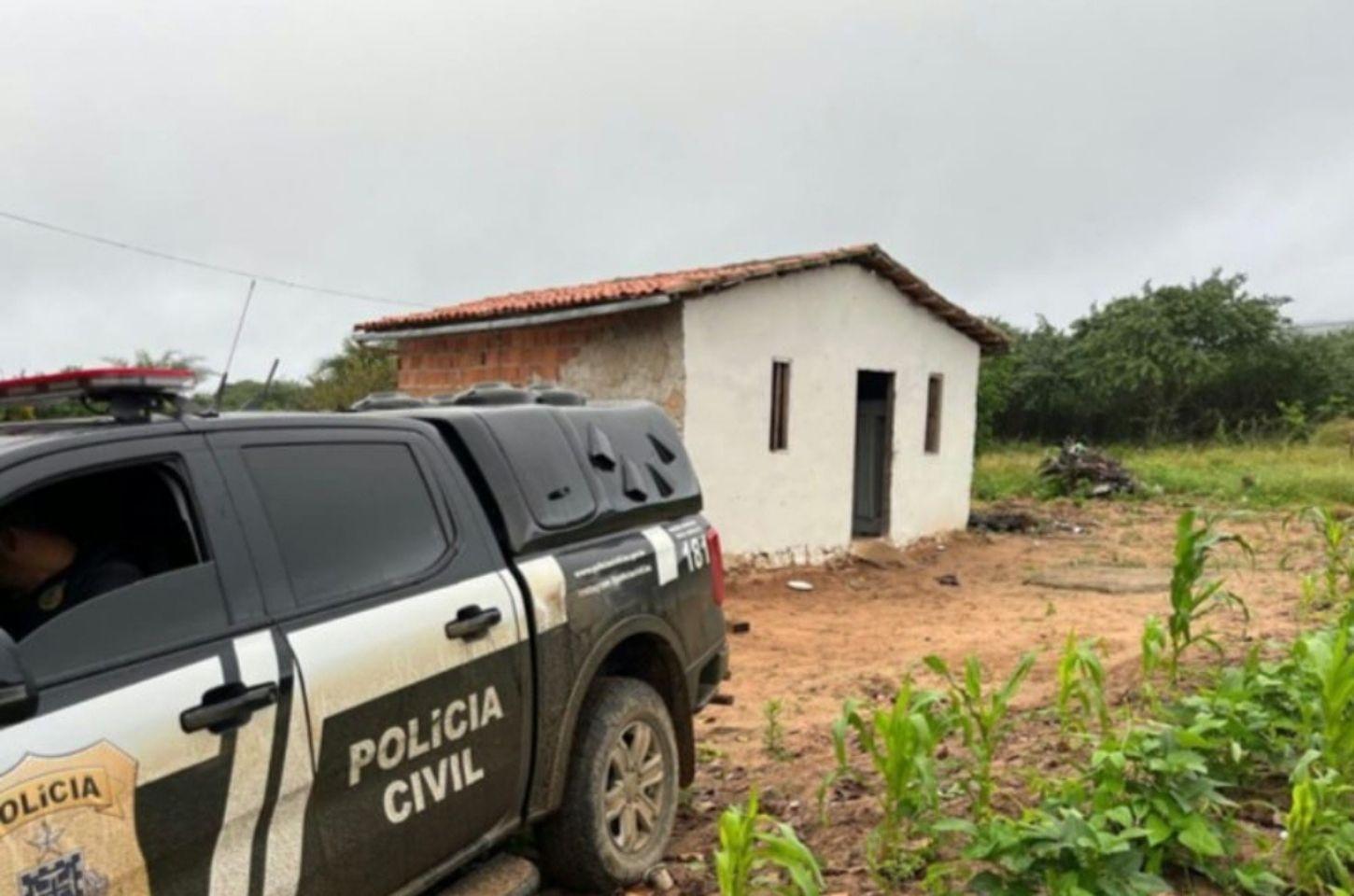 Polícia Civil encontra plantação de maconha e armas em Araci 