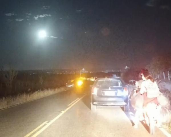 Colisão envolvendo motocicletas deixa uma mulher morta e dois homens feridos em Araci
