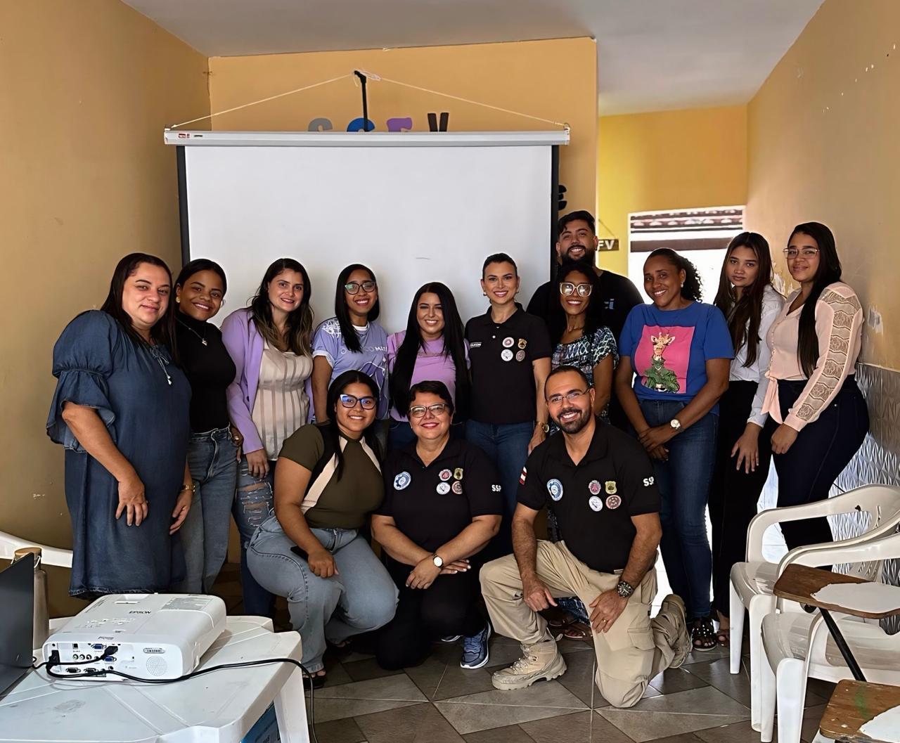 Combate à violência doméstica é pauta de encontro promovido pelo CICOM Serrinha
