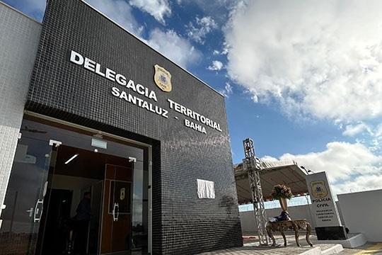 Sem a presença do Governador, nova Delegacia da Polícia Civil é inaugurada em Santaluz
