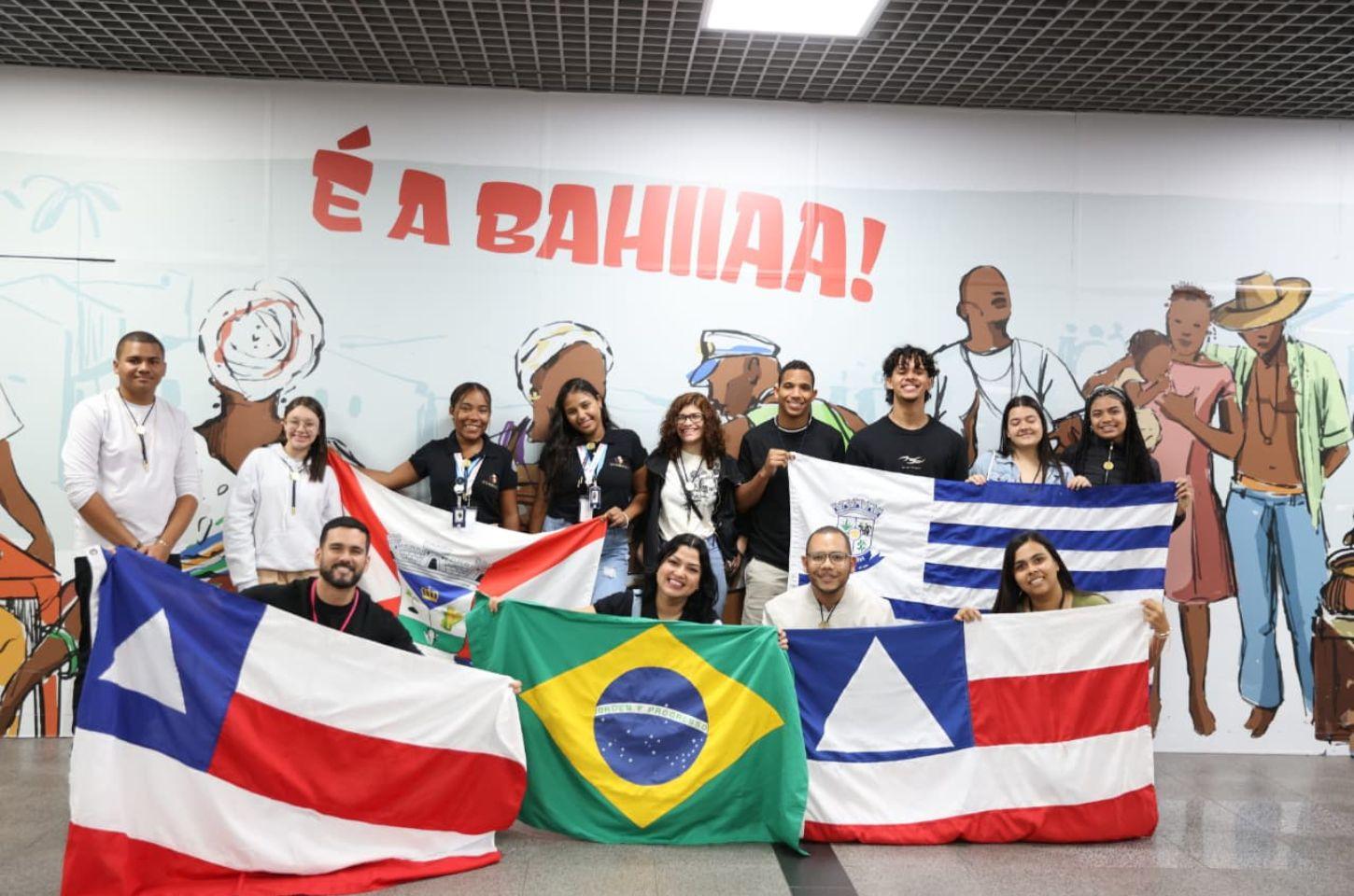 Estudantes de Serrinha conquistam prêmios internacionais em feira de ciência na Colômbia