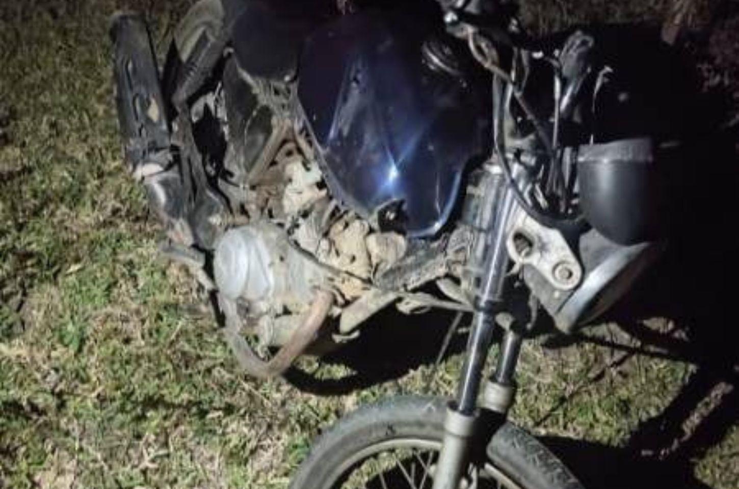 Motocicleta com restrição de furto é localizada na zona rural de Serrinha