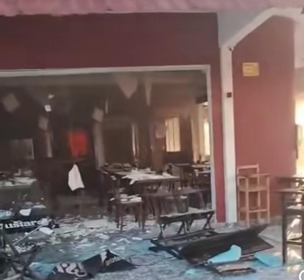 Pizzaria em Caldas do Jorro é atingida por incêndio