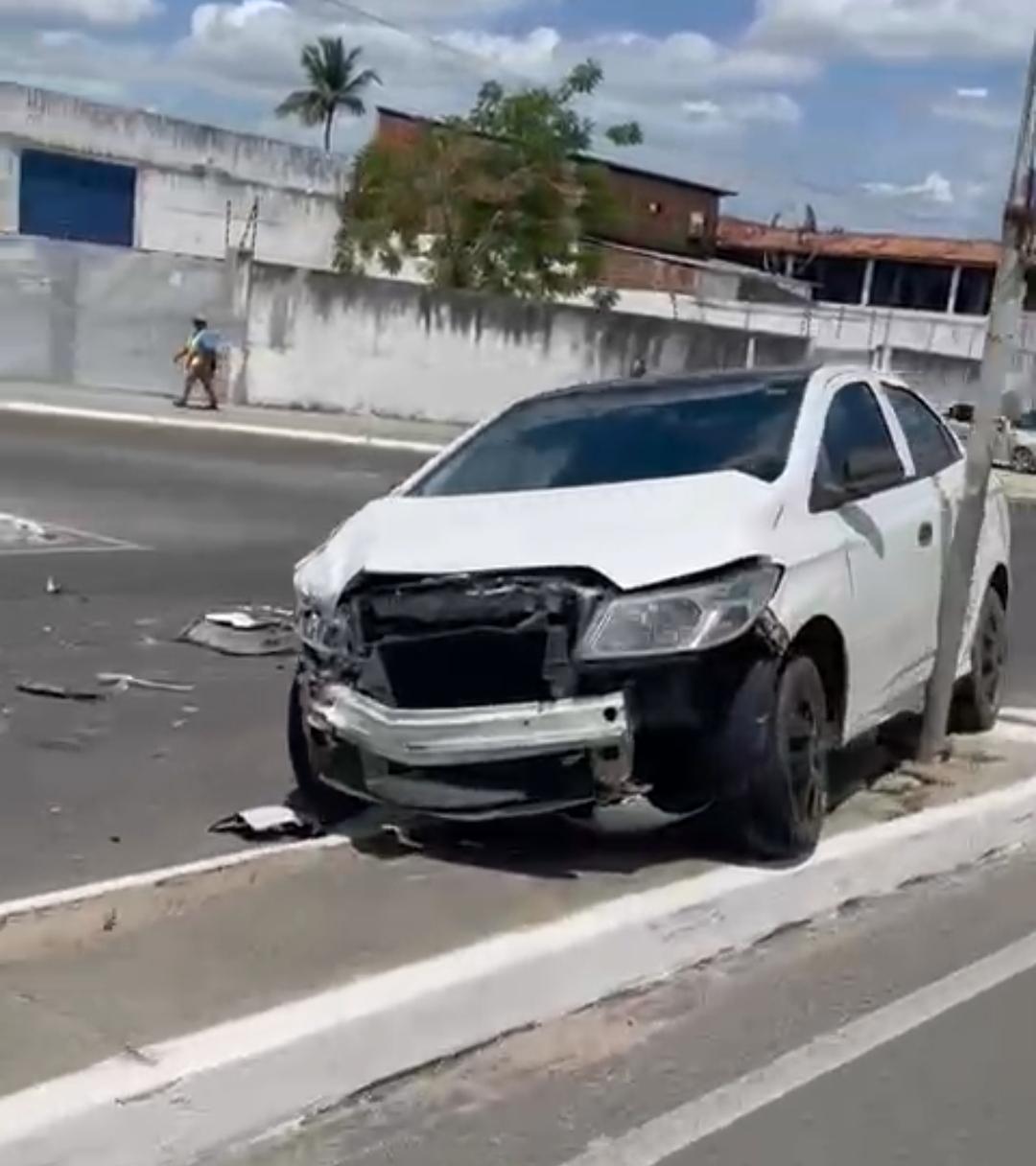 Novo acidente é registrado na rotatória da Urbis em Serrinha