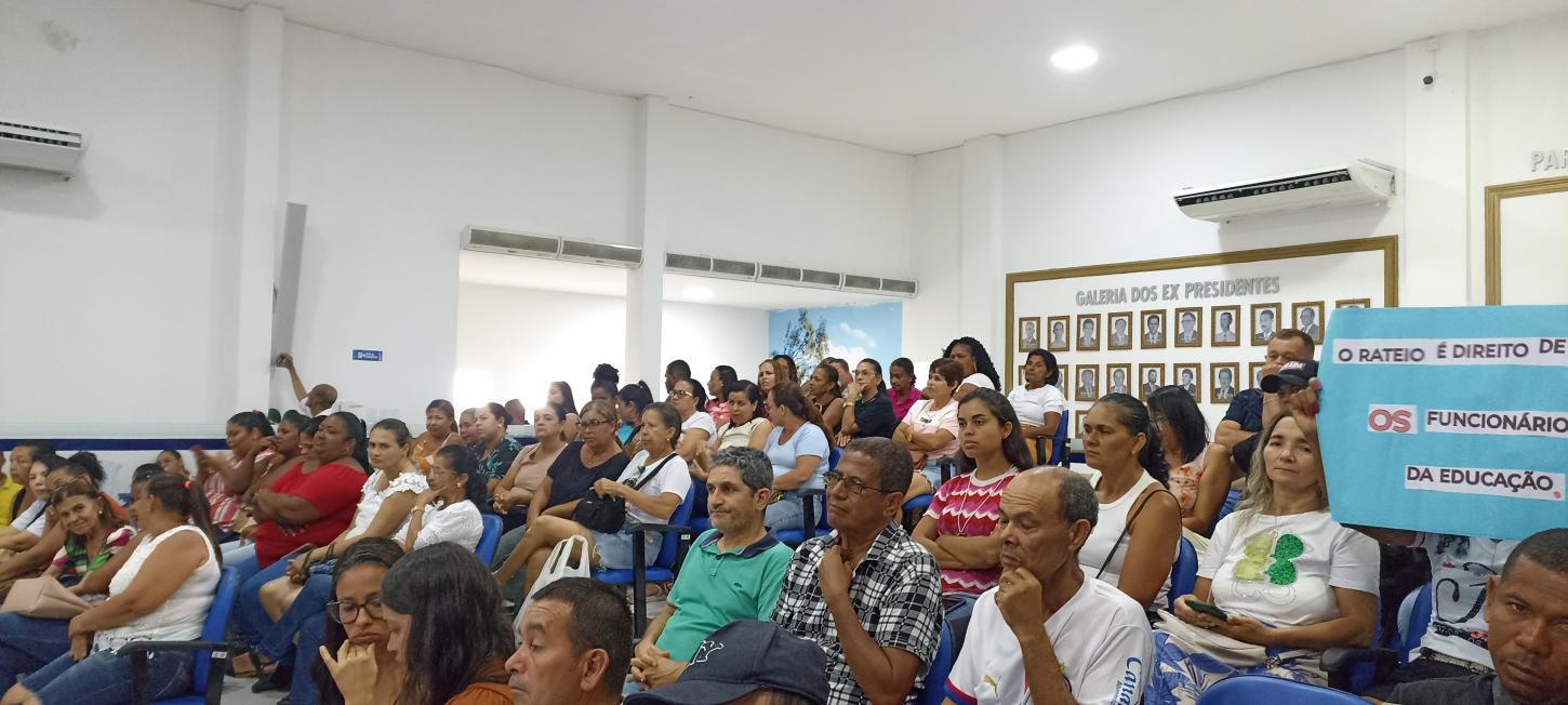 Vereadores de Serrinha aprovam mudança na Lei que permite rateio igualitário na Educação