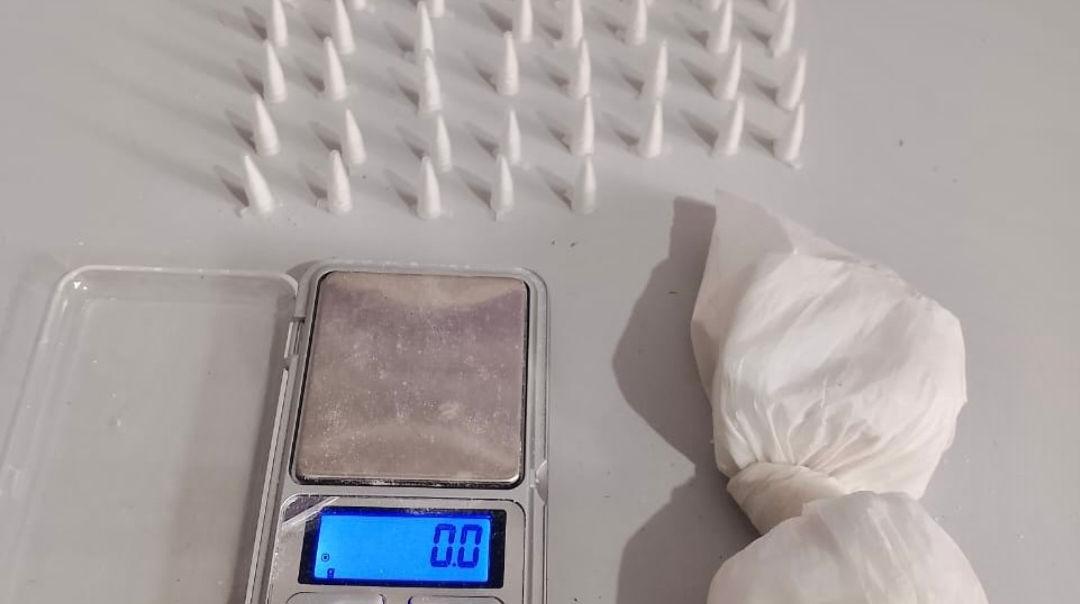 CETO conduz jovem à Delegacia após flagrante com cocaína e moto adulterada em Teofilândia