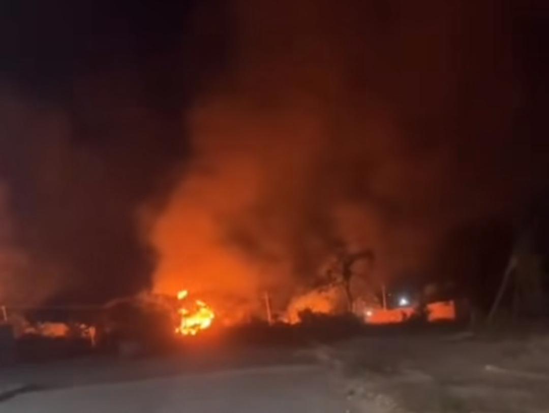 Incêndio na vegetação assusta moradores em Serrinha