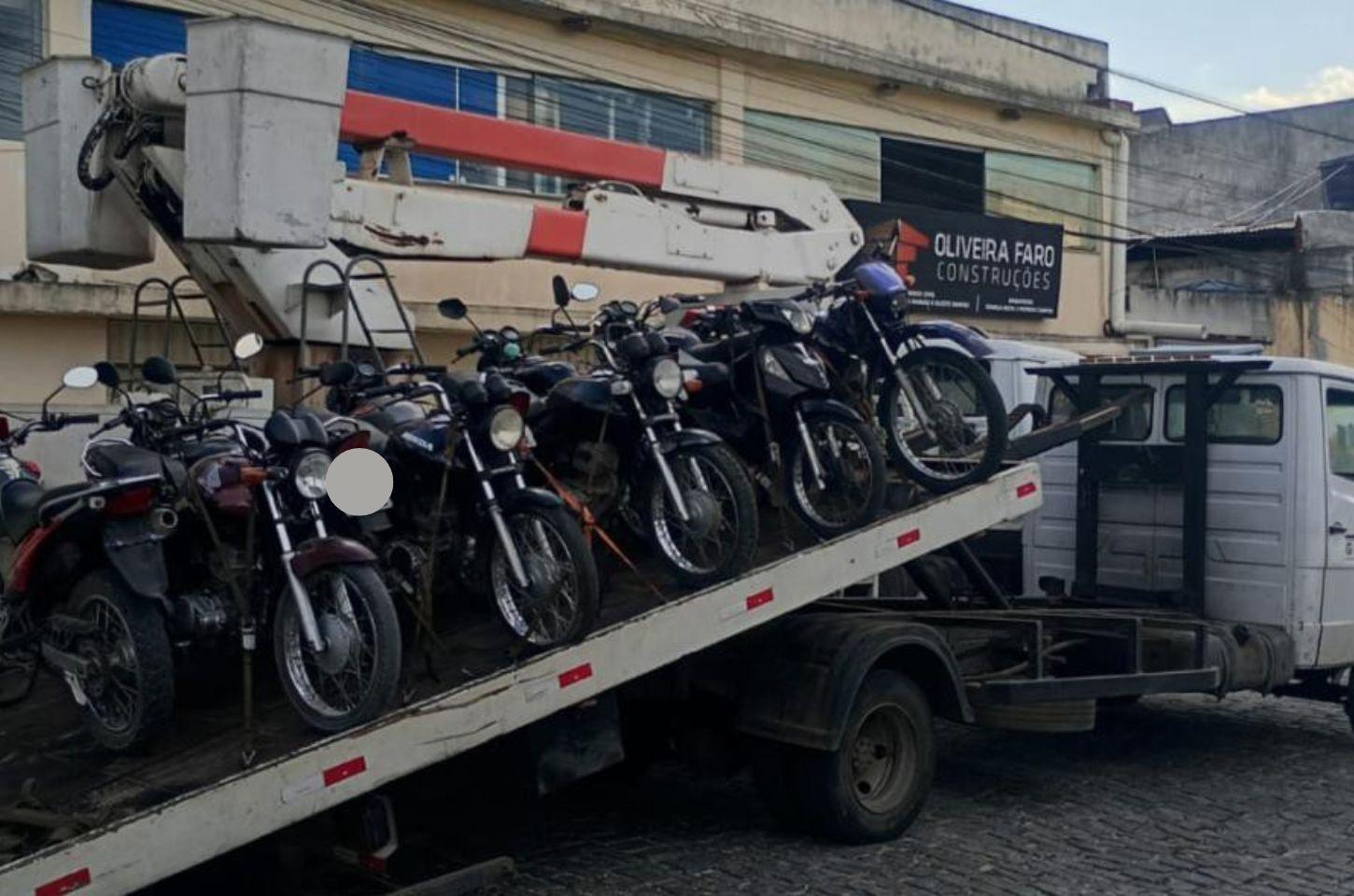 Oito motocicletas em situação irregular são apreendidas em Conceição do Coité