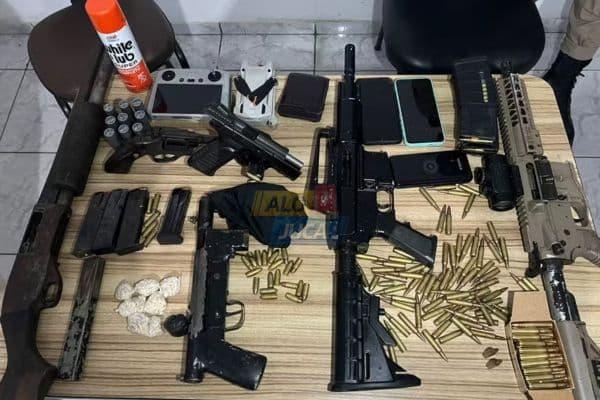 Operação policial termina com seis mortos e apreensão de armamento pesado na Bahia